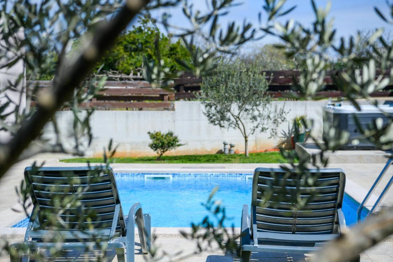 Bobo Family House With Pool Villa Vodnjan Dış mekan fotoğraf