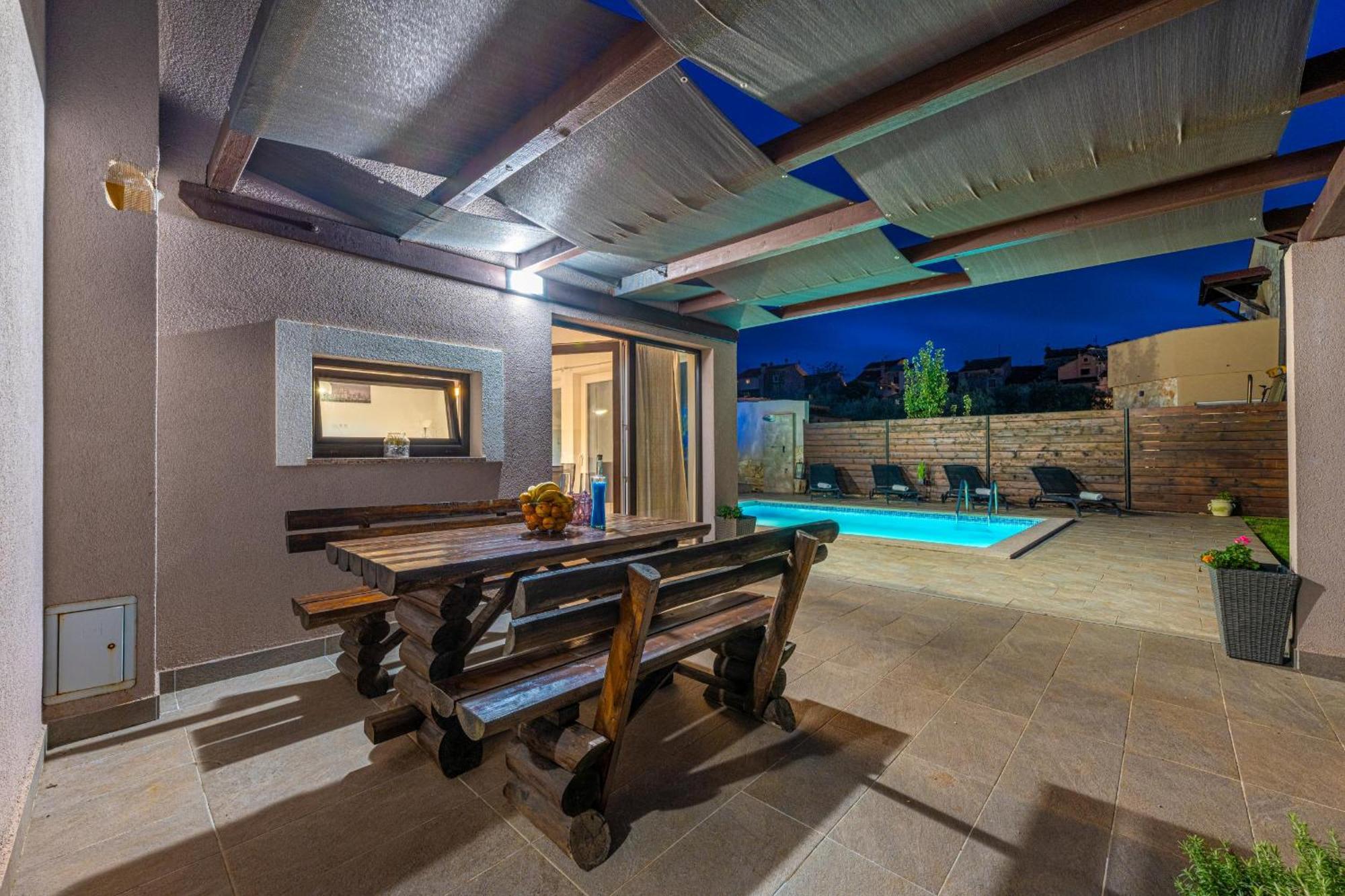 Bobo Family House With Pool Villa Vodnjan Dış mekan fotoğraf