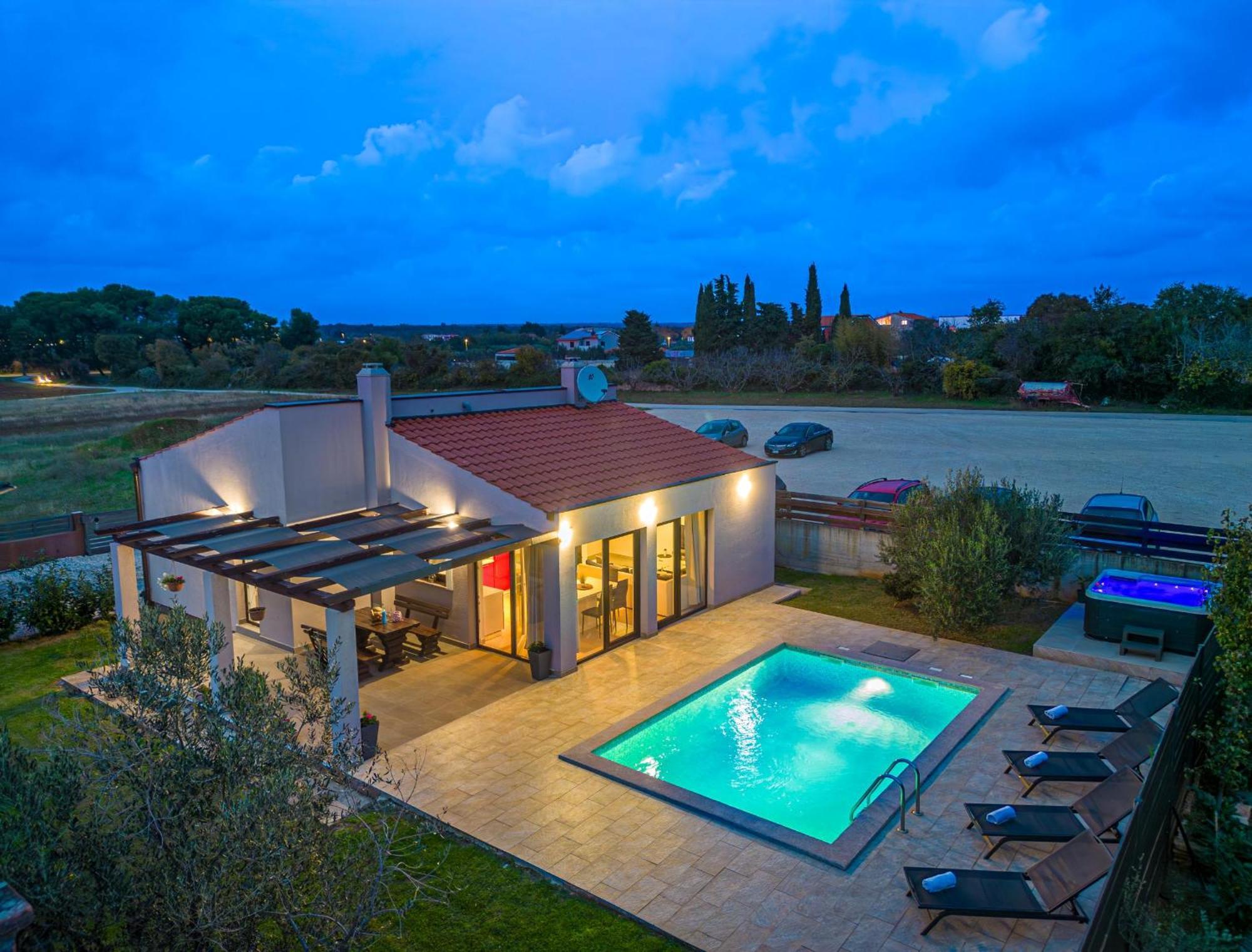 Bobo Family House With Pool Villa Vodnjan Dış mekan fotoğraf