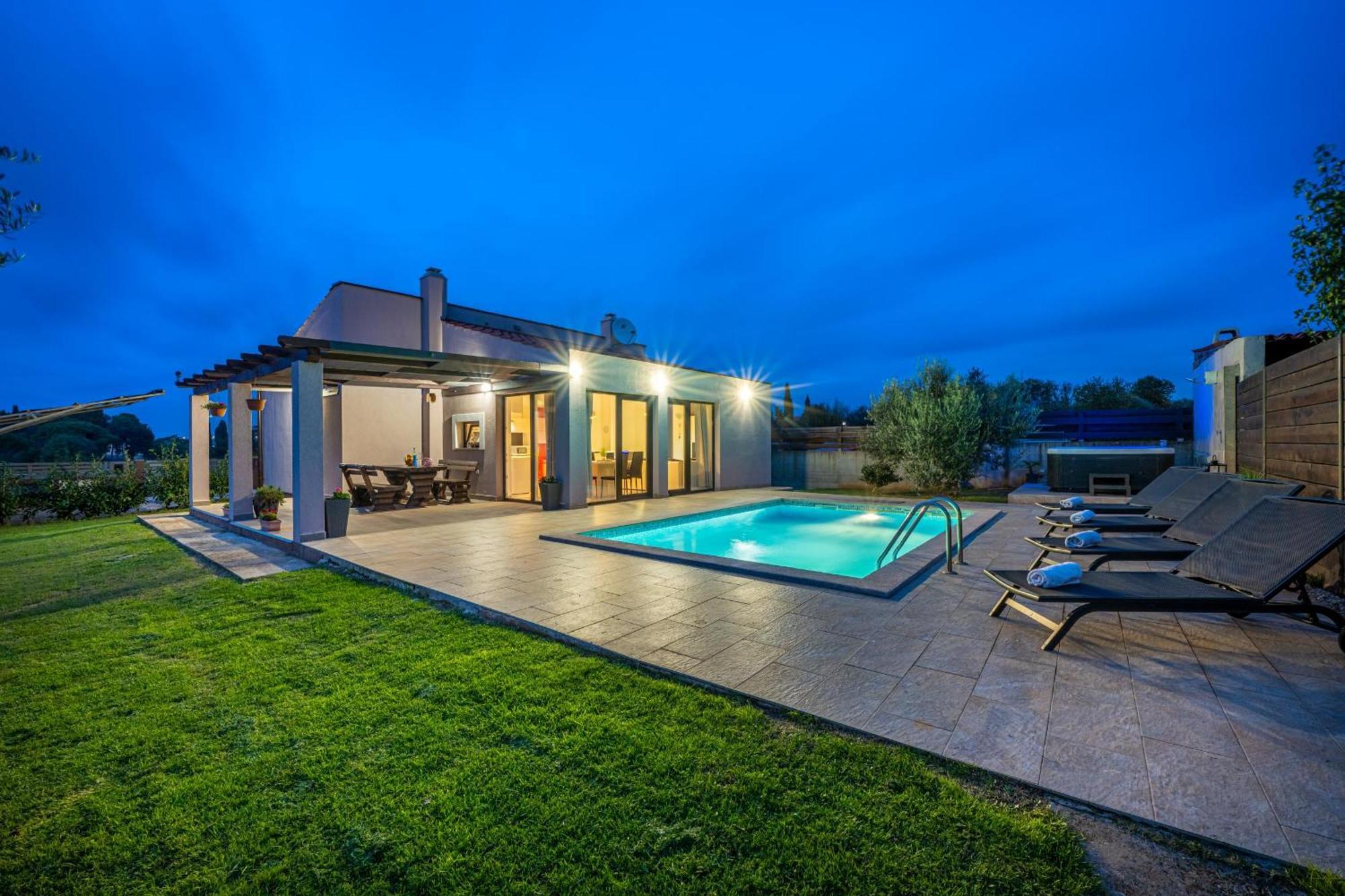 Bobo Family House With Pool Villa Vodnjan Dış mekan fotoğraf